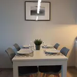 Apartment 574